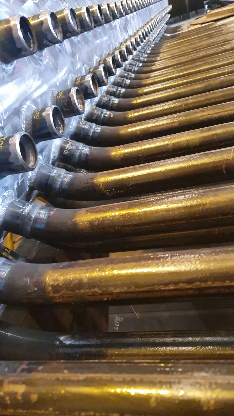 Detalle de los tubos en U de un haz tubular de intercambiador de calor