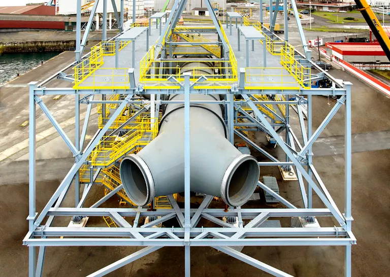Conducto de recirculación de gran diámetro integrado en estructura de planta